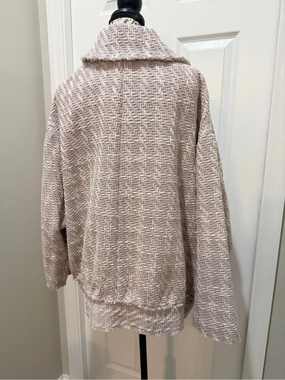 H&M Jacket Mauve Bouclé Fringe Button Front Collared Coatigan - Picture 6 of 14